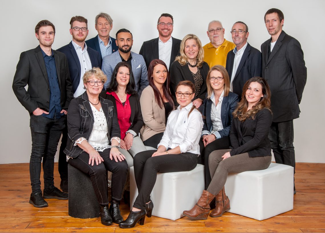 217P87097.Datei Gruppenbild Nr1